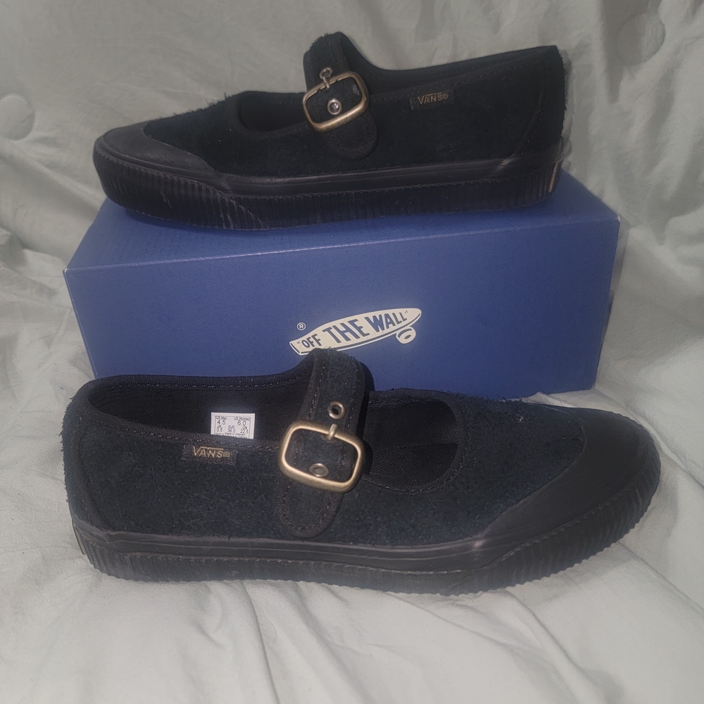 Vans Womens 6 Black Shoes